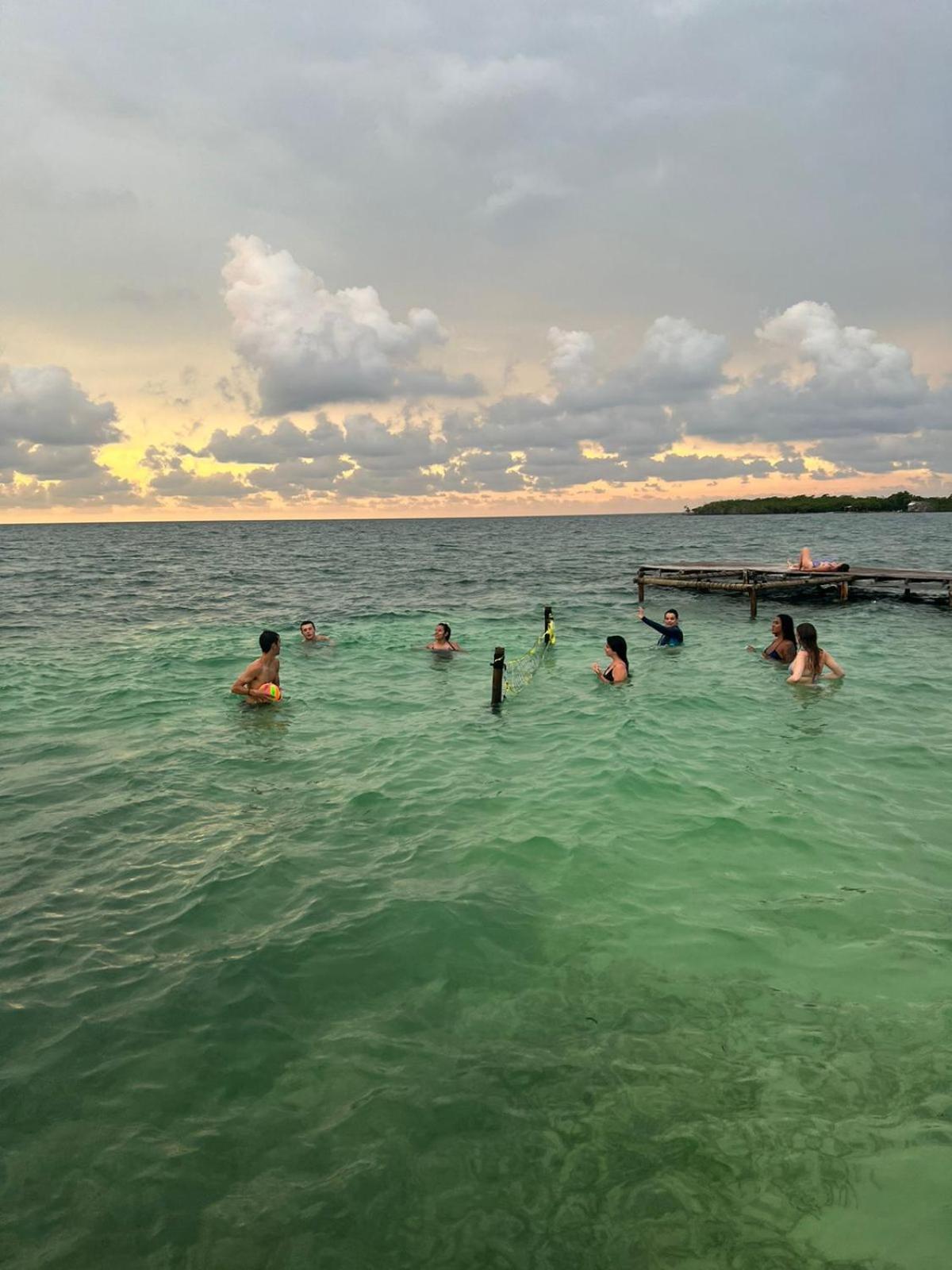 El Arca Hotel Tintipan Island Exterior foto